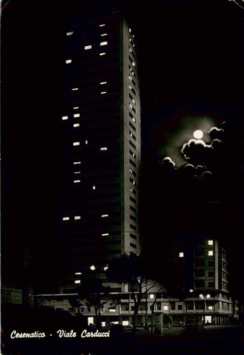 Cesenatico IT Viale Carducci di notte