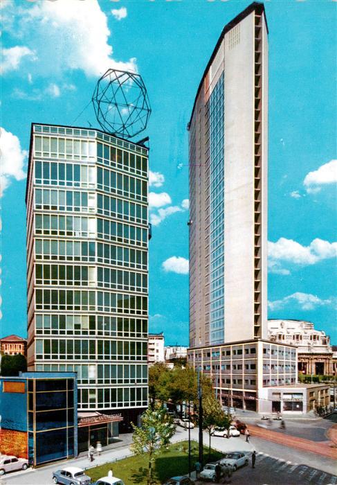 Milano Mailand IT Grattacieli Pirelli e Galbani Wolkenkratzer