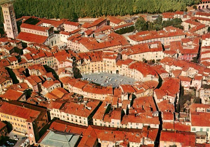 Lucca Toscana IT Anfiteatro Romano veduta aerea Amphitheater