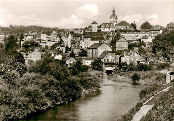 Weilburg Ortspartie mit Lahn