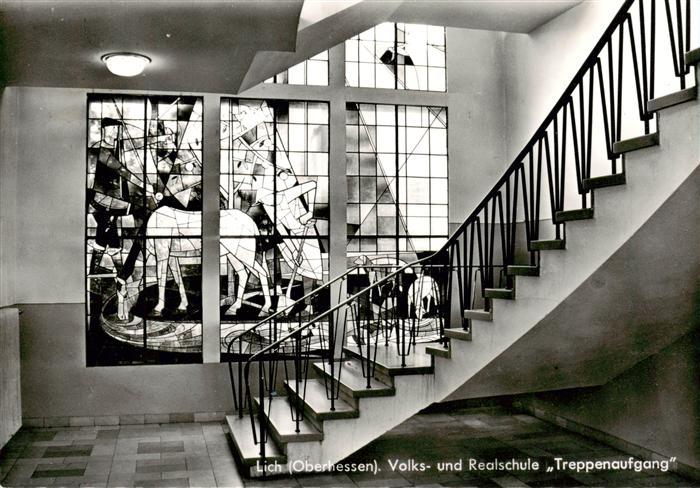 Lich Hessen Volks und Realschule Treppenaufgang
