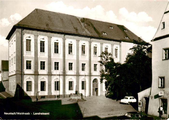 Neustadt Waldnaab Landratsamt