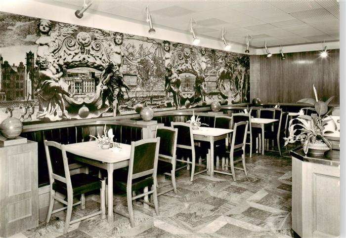 BERLIN  CITY Palast der Republik Bierstube