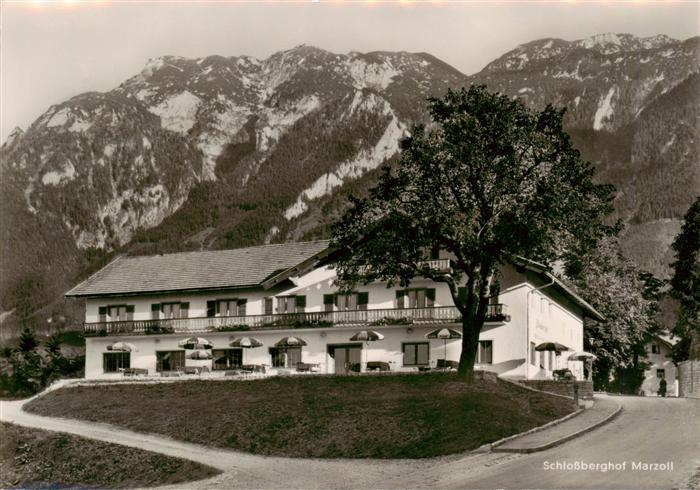 Marzoll Gasthaus Cafe Pension Schlossberghof mit Untersberg