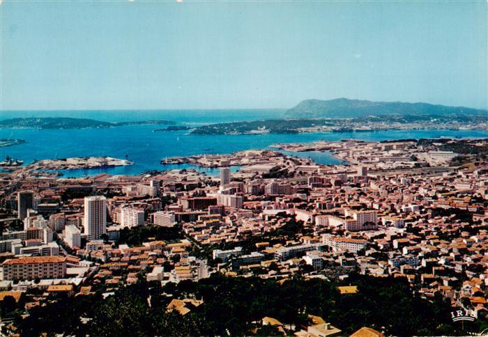 Toulon -sur-Mer 83 Var Vue generale Au loin la Presqu’ile de Saint Mandrier