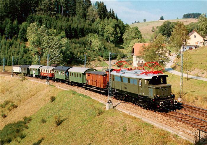 Freiburg Breisgau Elektro Personenzug Lokomotive E441170 der Eisenbahnfreunde Br