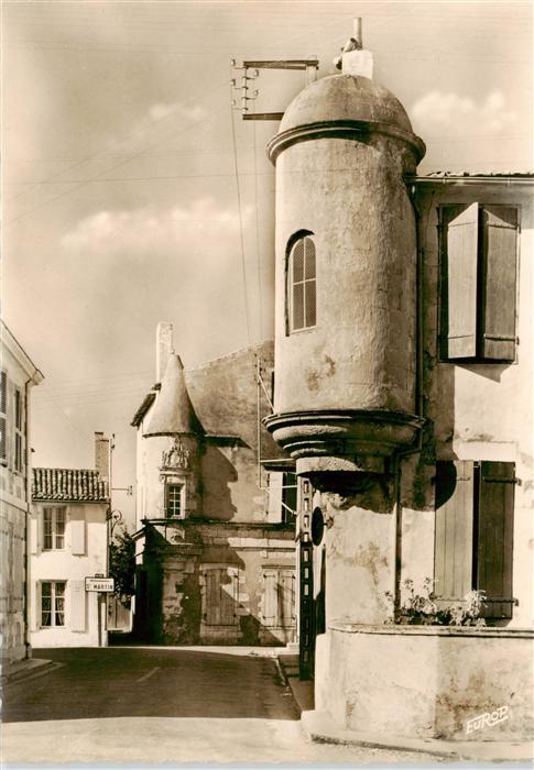 Ile-de-Re Ars en Re vieilles maisons