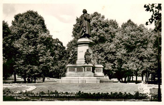 Stockholm Carl von Linnes staty i Humlegarden