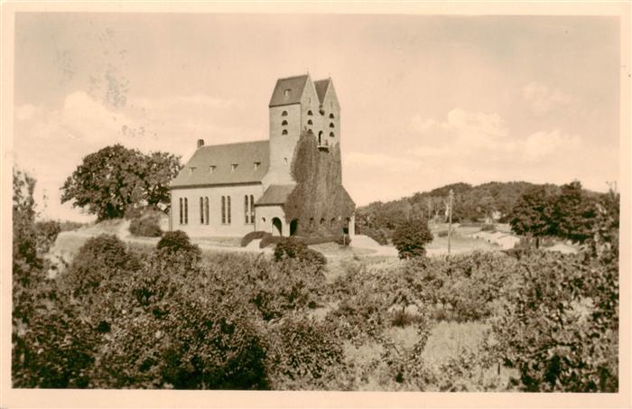 Goehren  Ostseebad Ruegen Blick zur Kirche