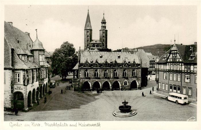 GOSLAR Harz Niedersachsen Marktplatz und Kaiserworth