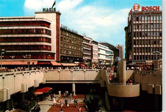 HANNOVER  CITY Blick in Bahnhofstrasse und Passerelle