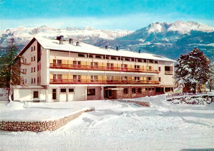 Monte Penegal 1740m Dolomiti IT Hotel Facchin