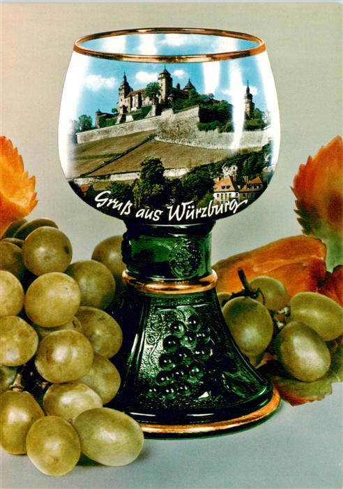 Wuerzburg Bayern Burgblick im Weinglas