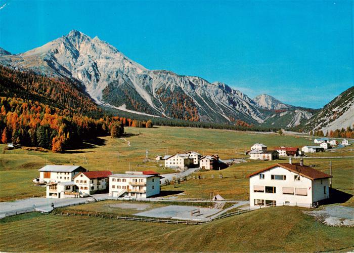 Tschierv Tschierf GR Panorama mit Piz d Aint und Ofenpass Hotel Sternen Schulhau