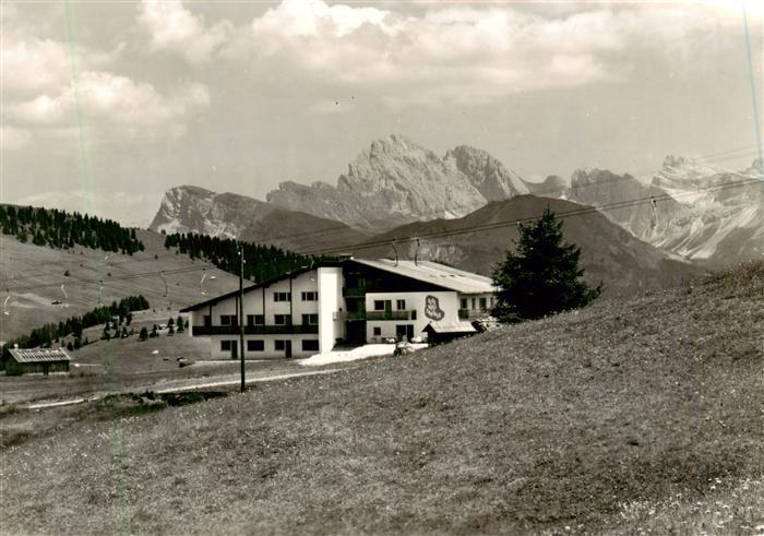 Seiseralm Alpe di Siusi Trentino IT Berghotel Santner Dolomiten