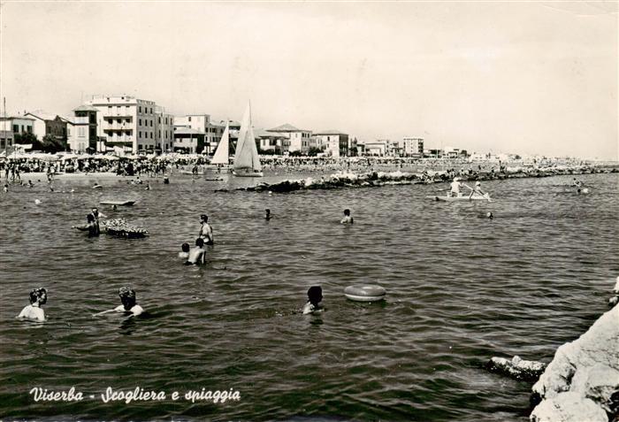 Viserba Rimini IT Scogliera e spiaggia