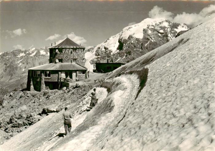 Stilfserjoch 2750m Passo dello Stelvio IT Rifugio Tibet Huette
