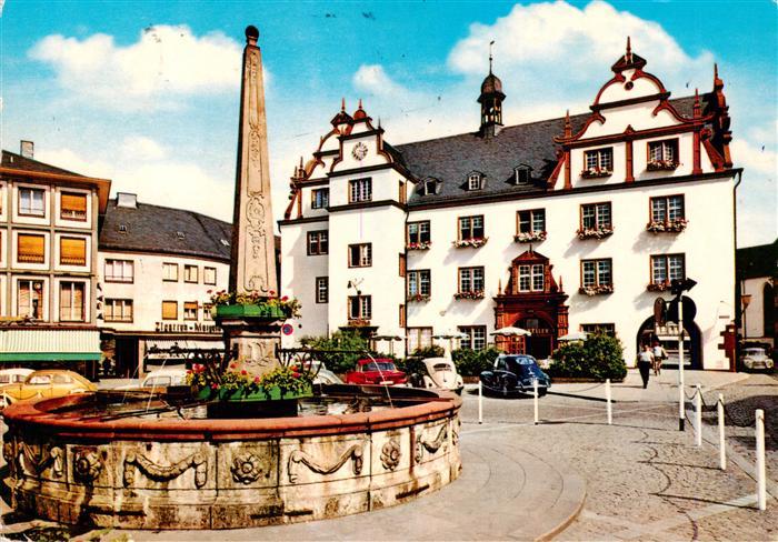Darmstadt Marktplatz mit Rathaus und Brunnen