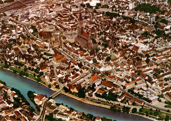 Ulm  Donau Fliegeraufnahme mit Ulmer Muenster