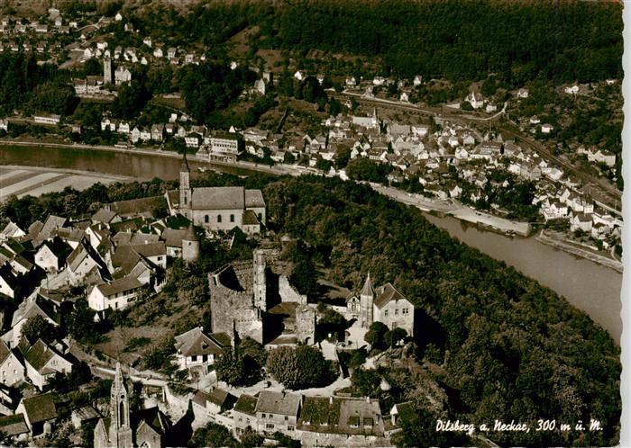 Dilsberg Neckar Neckargemuend Fliegeraufnahme mit Schloss und Kirchen