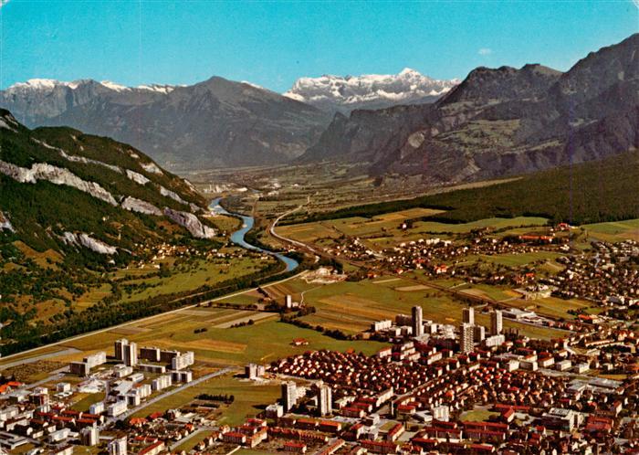 Chur GR Rheinquartier Masans und Haldenstein Churer Rheintal und Scesaplana Flie