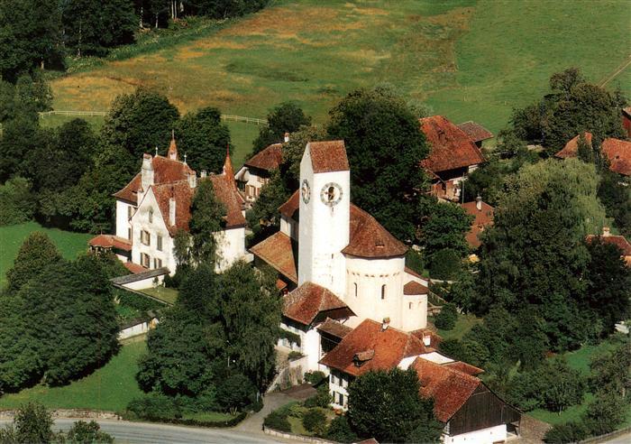 Amsoldingen Kirche und Schloss Fliegeraufnahme