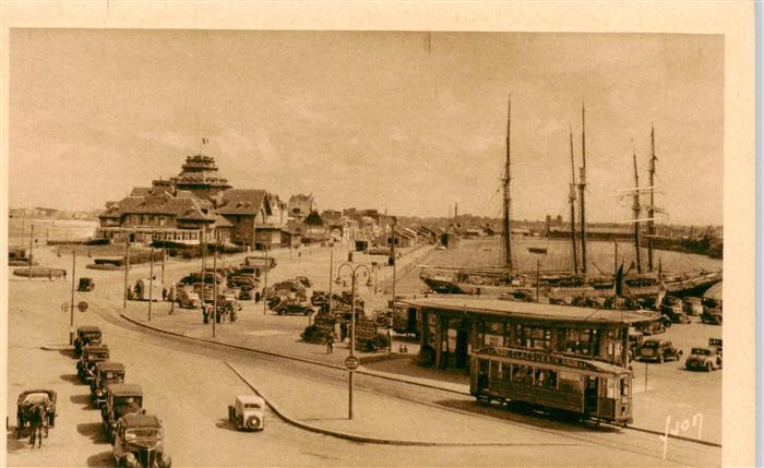 Saint-Malo 35 Le casino vu de la porte Saint Vincent