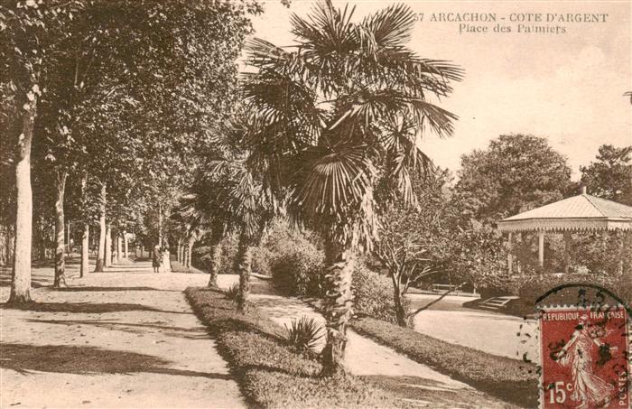 Arcachon 33 Gironde Place de Palmiers