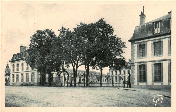Fontainebleau 77 Seine et Marne Ecole d’application du materiel