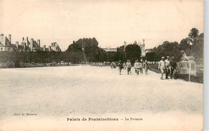 Fontainebleau 77 Seine et Marne Palais de Fontainebleau Le Parterre