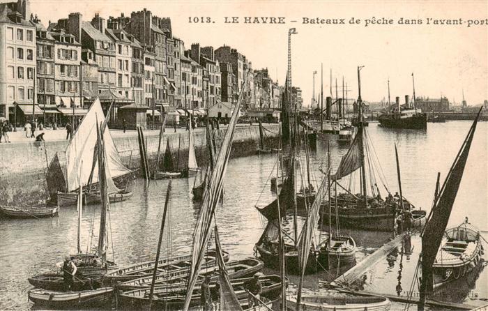 Le Havre Bateaux de peche dans l’avent port