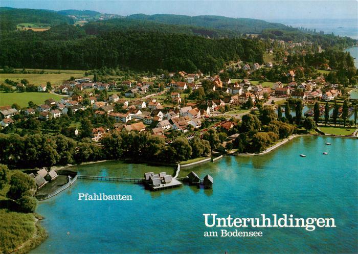 Unteruhldingen-Muehlhofen Bodensee Fliegeraufnahme mit Pfahlbauten