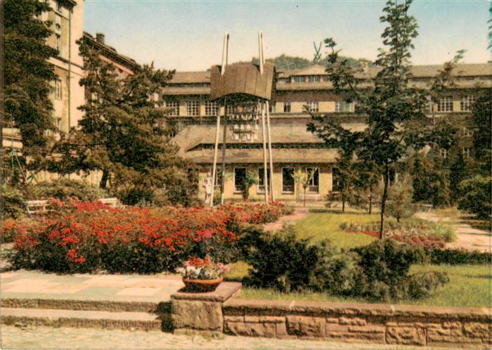 Meissen Elbe Sachsen VEB Staatl Porzellan Manufaktur Werkhof mit Glockenturm