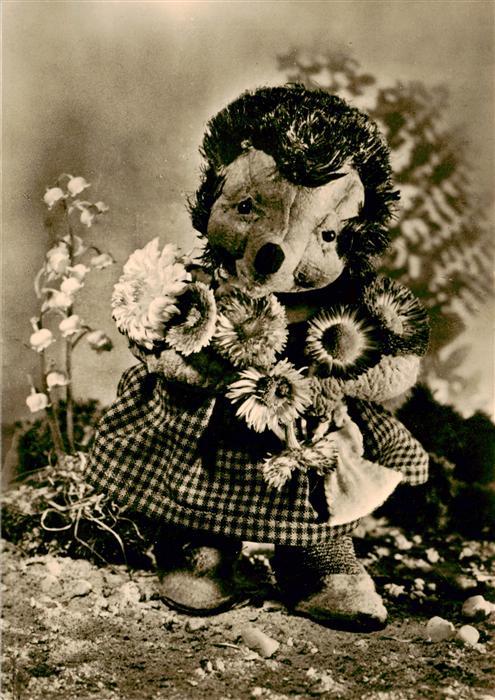Puppe Doll Poupee Kinderspielzeug Igelkarten-Serie Igel blumen