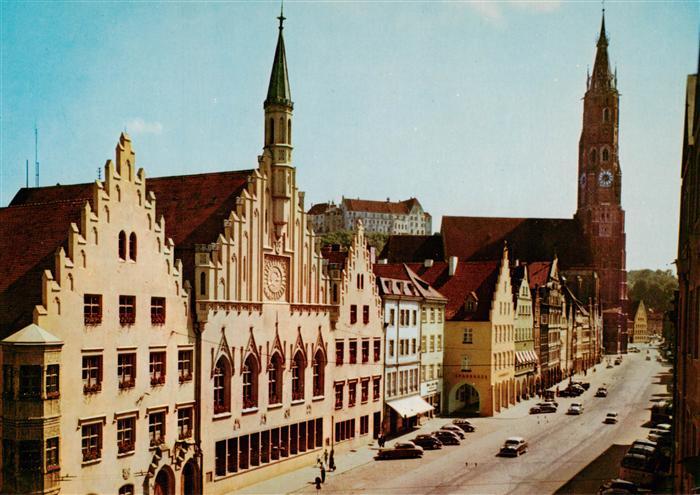 Landshut  Isar Altstadt mit St Martinskirche und Burg Trausnitz