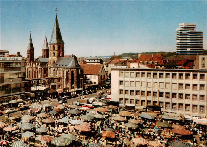 Kaiserslautern Marktplatz mit Stiftskirche und neuem Rathaus