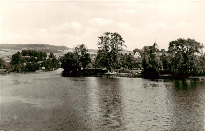 Mihla Thueringen Blick ueber die Werra zum grauen Schloss