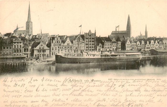 LueBECK  CITY Stadtbild von Westen