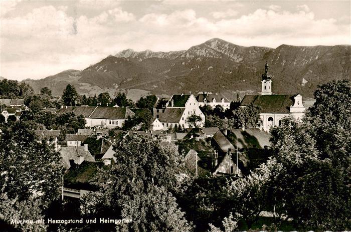 Murnau Staffelsee Stadtpanorama mit Blick gegen Herzogstand und Heimgarten