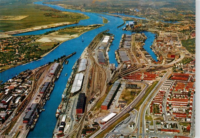 BREMEN  CITY Hafen Fliegeraufnahme