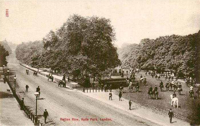 London  UK Rotten Row Hyde Parc