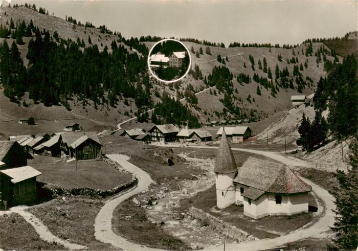 Liechtenstein Fuerstentum Kirchlein Steg mit Restaurant Steg und Suecca