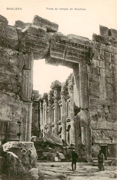 Baalbek Baalbeck Lebanon Porte du temple de Bacchus