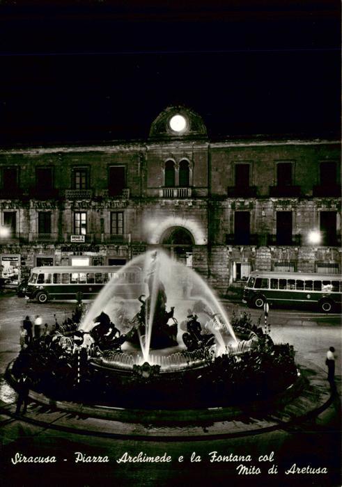 Siracusa Syrakus Sicilia Piazza Archimede e la Fontana col Mito di Aretusa