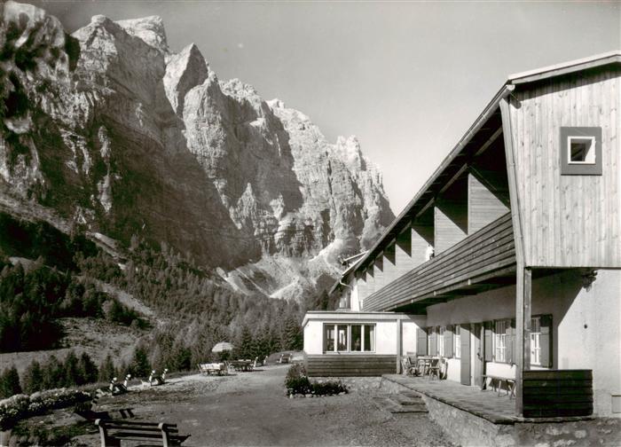 Mauthen Koetschach-Mauthen Kaernten AT Untere Valentinalpe Kellerwand Ploeckenge