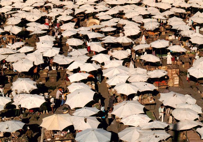 Antananarivo Tananarive Madagaskar Les parasols du Zoma