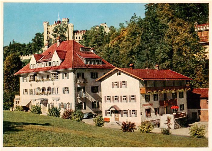 Hohenschwangau Bayern Hotel Mueller mit Blick auf Schloss Hohenschwangau