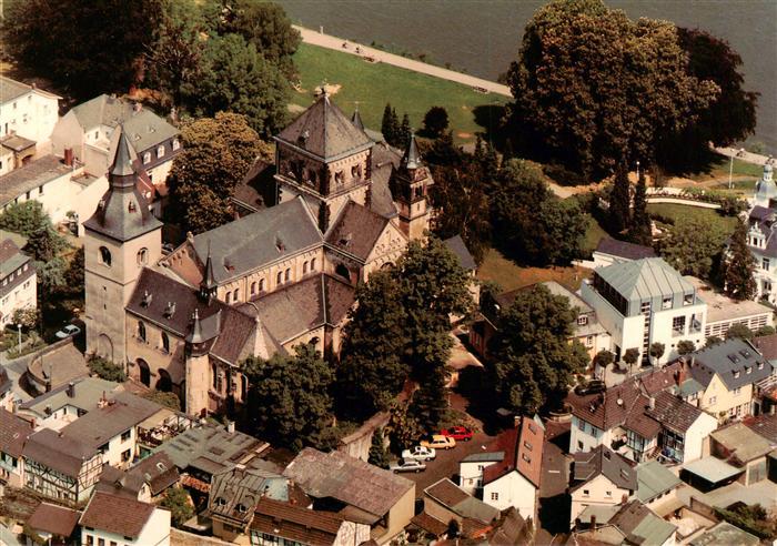 REMAGEN Rheinland-Pfalz Kath Pfarrkirche St Peter und Paul Fliegeraufnahme