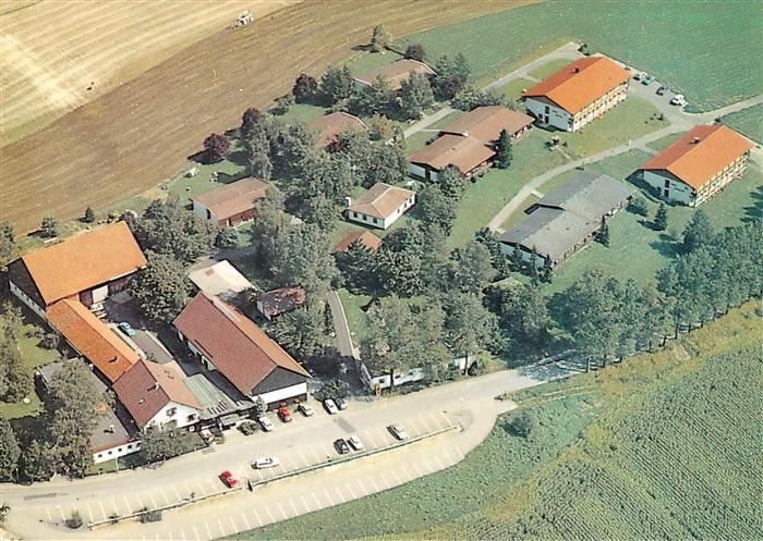 Kellberg Thyrnau Passau Ferienidyll Maxhoehe Fliegeraufnahme