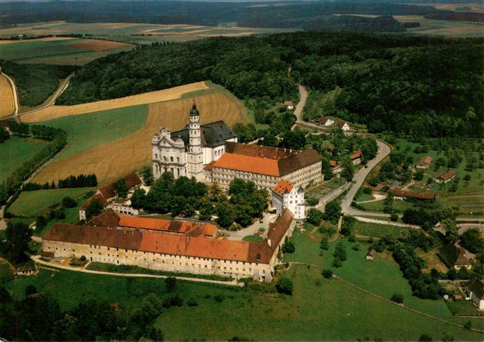 Neresheim Abtei mit Kirche und Kloster Fliegeraufnahme